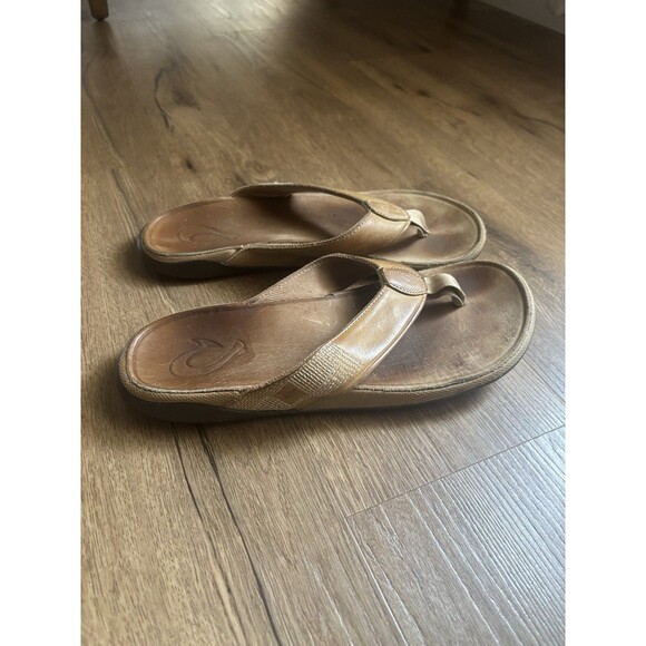 Olukai Tuahine Sandals Flip Flops Mens 9 Brown Leather Thong Comfort Casual - Picture 2 of 4